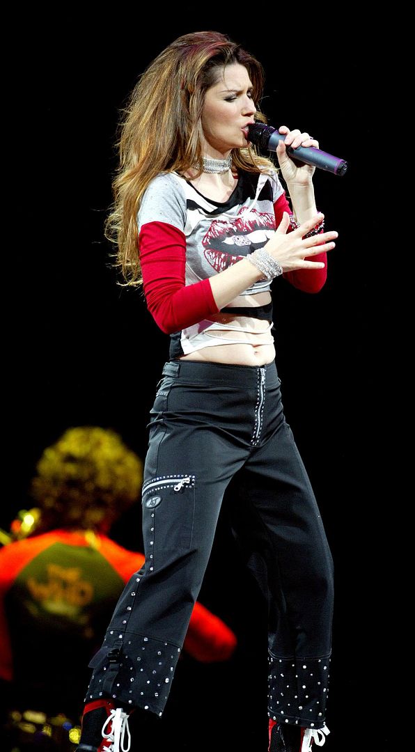 Tommy's 1 SHANIA TWAIN SuperSite UP! World Tour Concert Pics High Quality